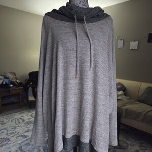 LA MIEL Heathered Gray Knit Hooded Pullover